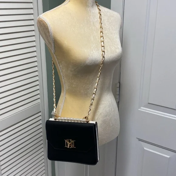 Badgley Mischka Double Sided Crossbody Bag Black & White Faux Pearls Two toned - Picture 2 of 7